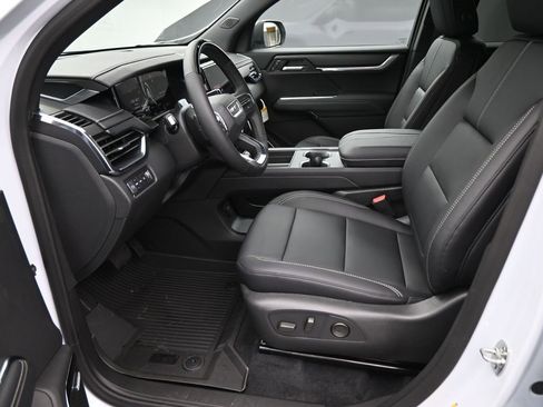 New 2026 GMC Acadia Elevation w/ Super Cruise Package image 8