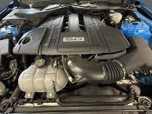 Used 2022 Ford Mustang GT Premium w/ Equipment Group 401A RWD image 25