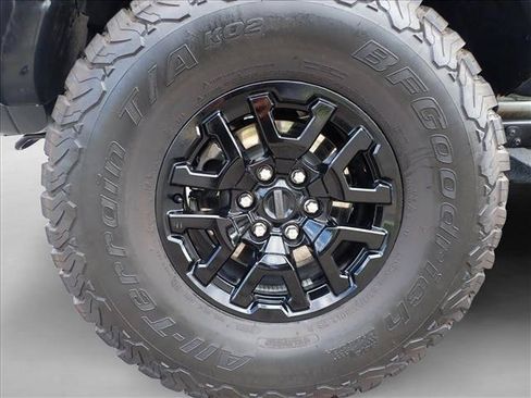Used 2023 Ford Bronco Raptor AWD/4WD image 7