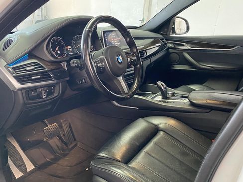 Used 2019 BMW X6 xDrive50i w/ M Sport Package image 22