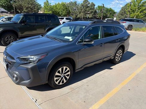 Used 2024 Subaru Outback Premium AWD/4WD image 1