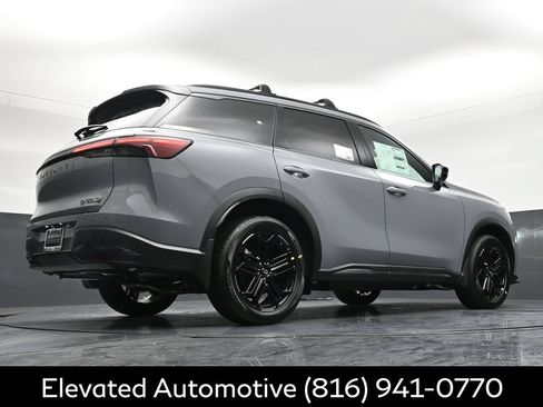 Certified 2026 INFINITI QX60 Sport w/ Dark Cargo Package AWD/4WD image 33