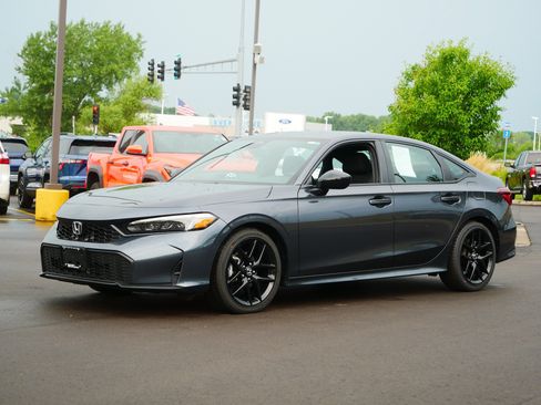 Used 2025 Honda Civic Sport image 2