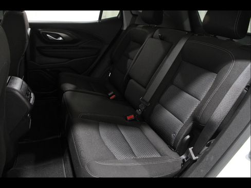 Certified 2024 GMC Terrain SLE FWD image 17
