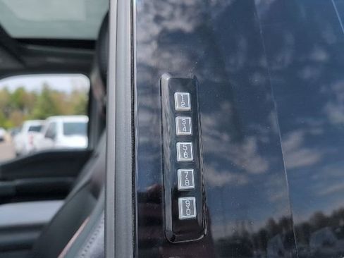 Used 2023 Ford F250 Lariat w/ Lariat Ultimate Package AWD/4WD image 22
