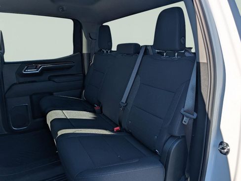 Used 2024 Chevrolet Silverado 1500 LT AWD/4WD image 18