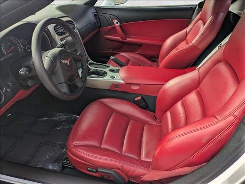 Used 2005 Chevrolet Corvette Convertible w/ Preferred Equipment Group image 17