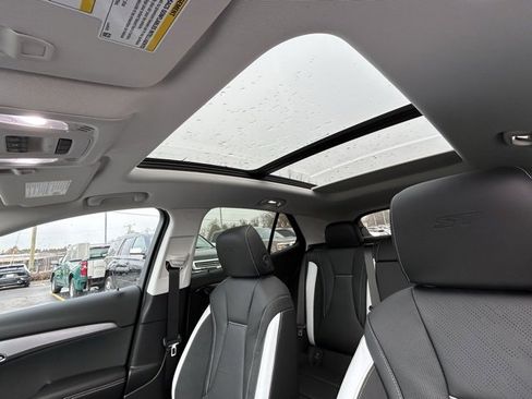 New 2026 Buick Envision Sport Touring image 35