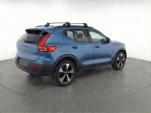 Used 2023 Volvo XC40 B5 Plus w/ Driver Assist Package image 34