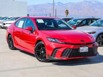 Used 2025 Toyota Camry SE w/ Convenience Package
