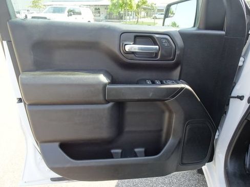 Used 2023 GMC Sierra 1500 Pro w/ Pro Value Package AWD/4WD image 12