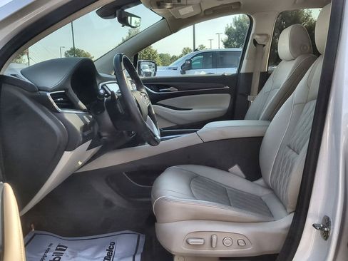Used 2023 Buick Enclave Avenir w/ Avenir Technology Package image 20