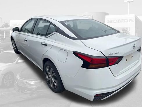 Used 2022 Nissan Altima 2.5 S image 6