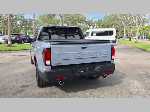 Used 2025 Honda Ridgeline Black Edition image 45