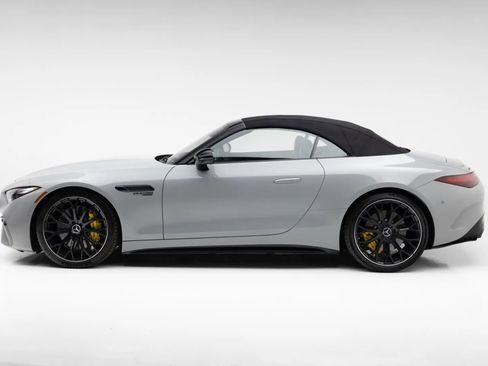 Used 2022 Mercedes-Benz SL 55 AMG 4MATIC image 23