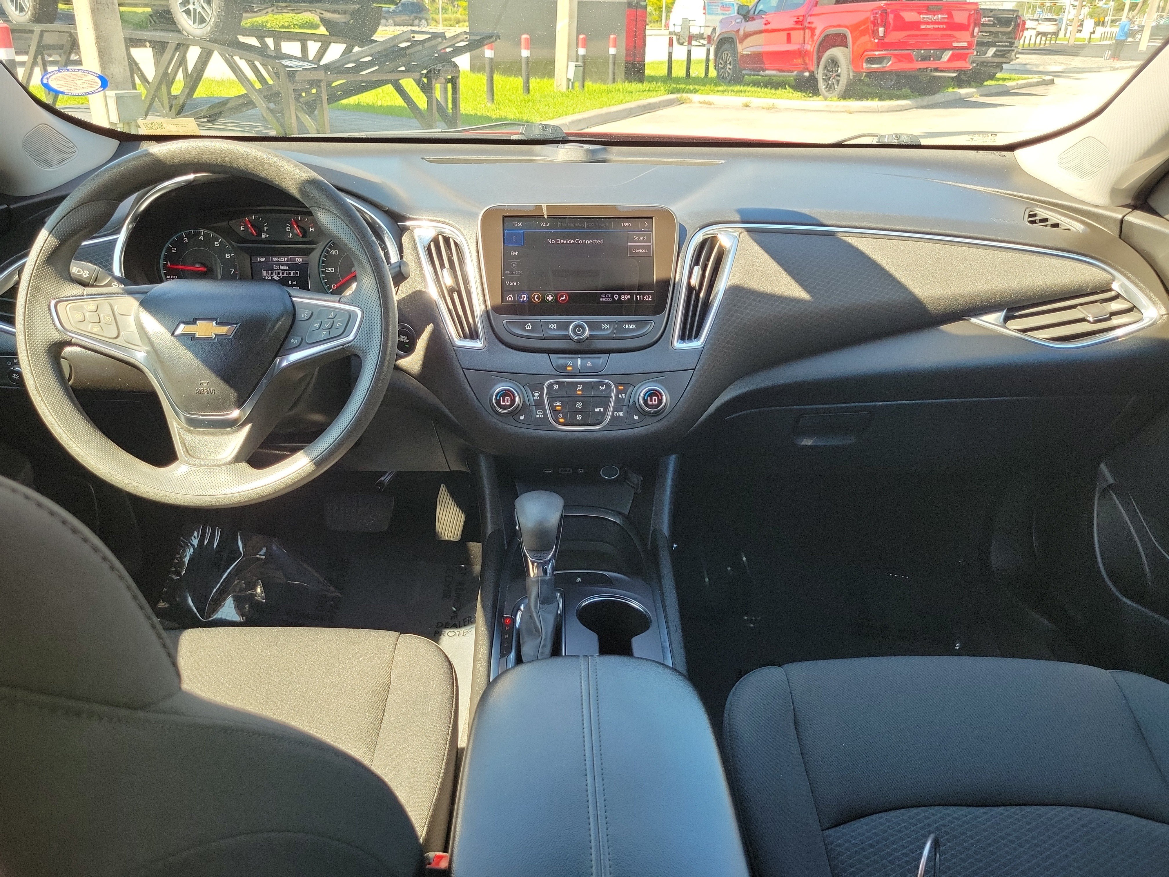 Used 2021 Chevrolet Malibu LT FWD image 16
