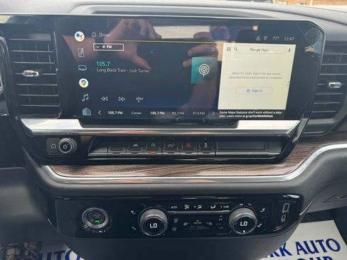 Used 2022 Chevrolet Silverado 1500 LT image 23