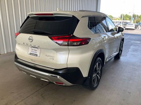 Used 2023 Nissan Rogue Platinum w/ Platinum Premium Package AWD/4WD image 24