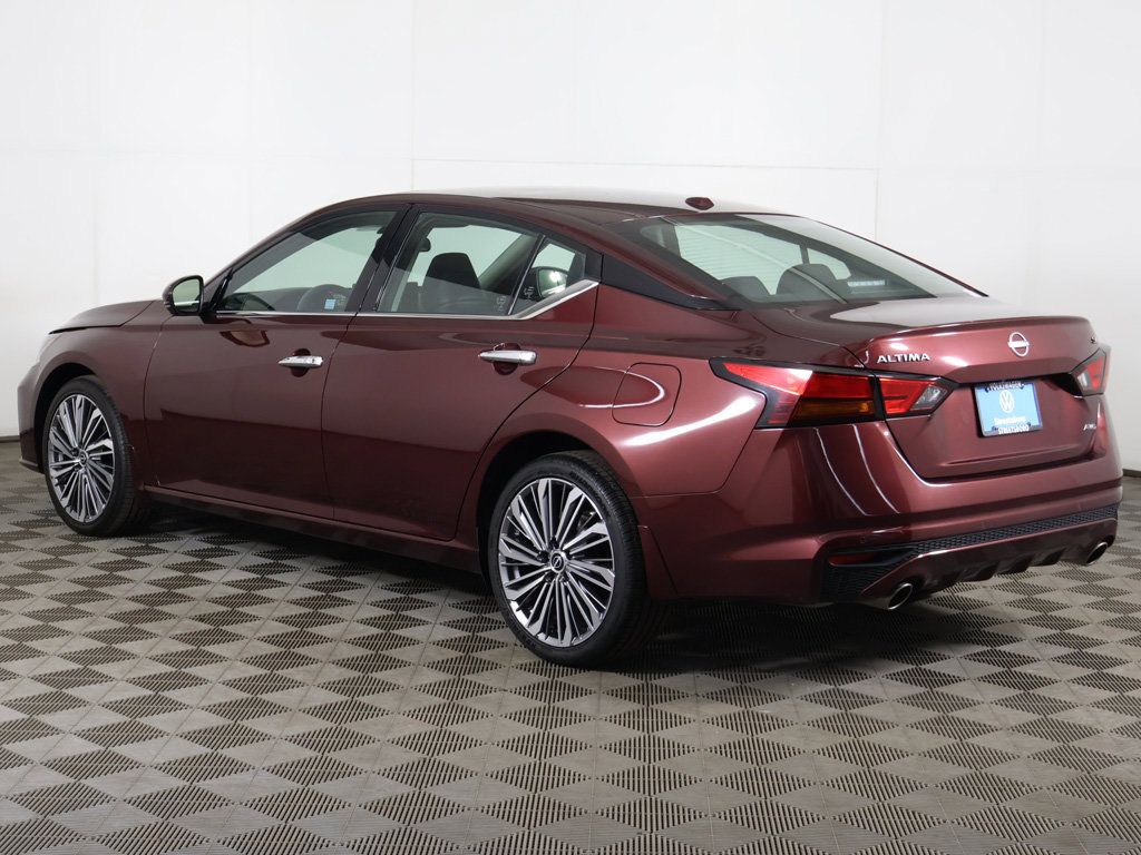 Used 2023 Nissan Altima 2.5 SL AWD/4WD image 10
