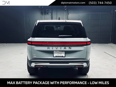 Used 2024 Rivian R1S Adventure Dual AWD/4WD image 5