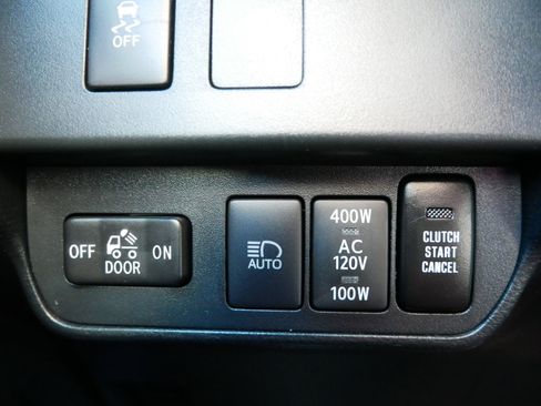 Used 2023 Toyota Tacoma SR image 26