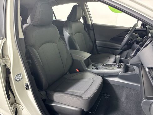 Used 2024 Subaru Crosstrek 2.0i Premium AWD/4WD image 31