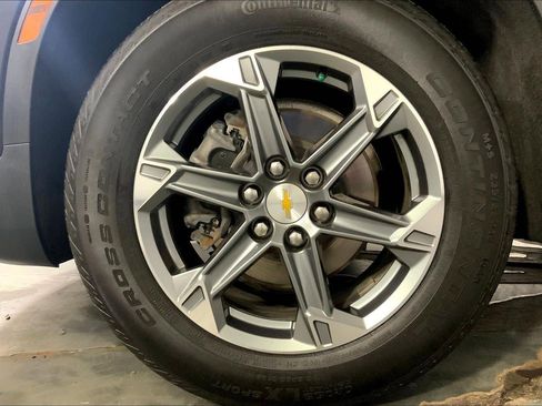 Used 2024 Chevrolet Blazer LT w/ Convenience Package FWD image 9