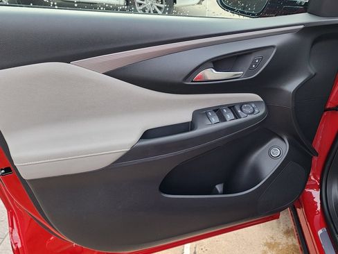 New 2026 Buick Envista Avenir image 13