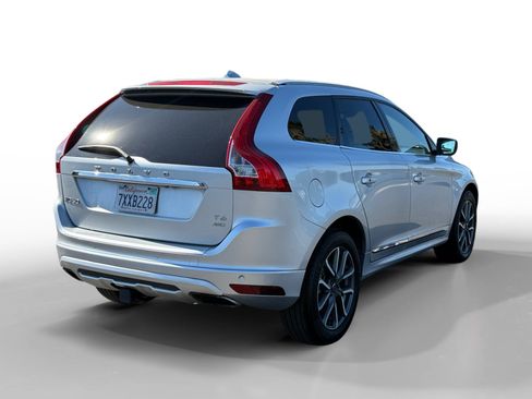 Used 2017 Volvo XC60 T6 Dynamic w/ Climate Package AWD/4WD image 5
