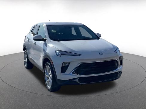 Used 2025 Buick Encore GX Preferred image 3