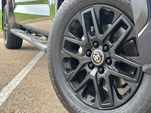 New 2026 Toyota Tundra Limited AWD/4WD image 2