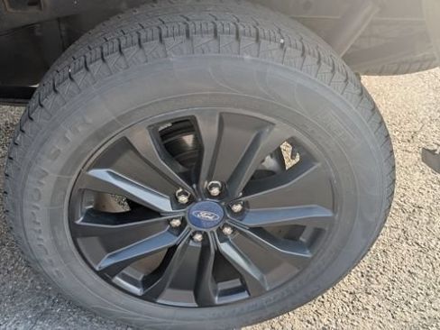 Used 2020 Ford F150 XLT w/ Equipment Group 302A Luxury AWD/4WD image 11