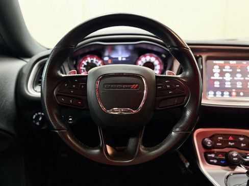 Used 2022 Dodge Challenger R/T w/ Blacktop Package image 17