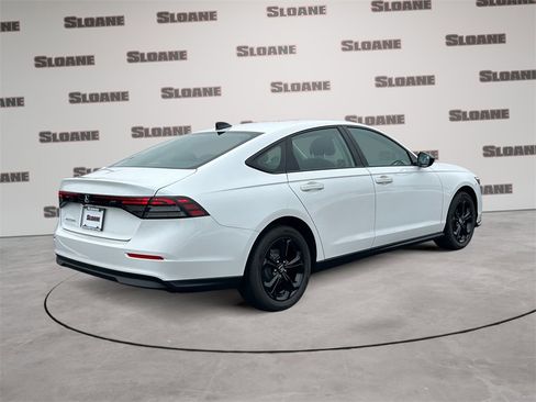 New 2025 Honda Accord SE image 5