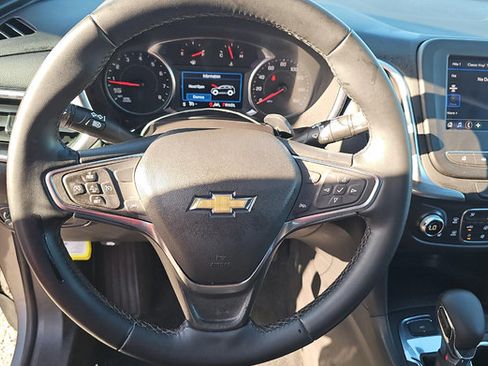 Used 2024 Chevrolet Equinox LT w/ Driver Convenience Package AWD/4WD image 6