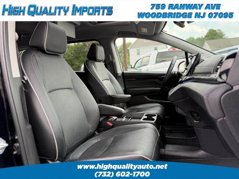Used 2023 Honda Odyssey Elite image 25