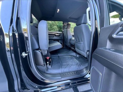 Used 2023 Chevrolet Silverado 1500 RST w/ Redline Edition AWD/4WD image 15