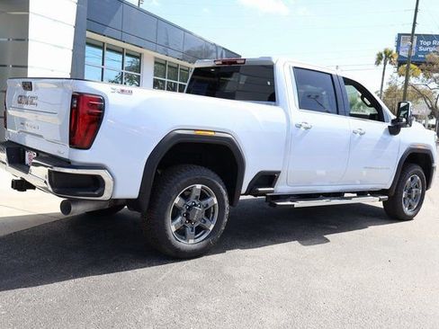 New 2026 GMC Sierra 2500 SLT w/ SLT Premium Package image 8