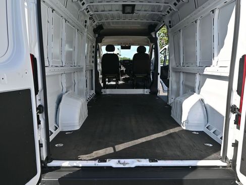 Used 2024 RAM ProMaster 3500 w/ Quick Order Package 22G SLT FWD image 13