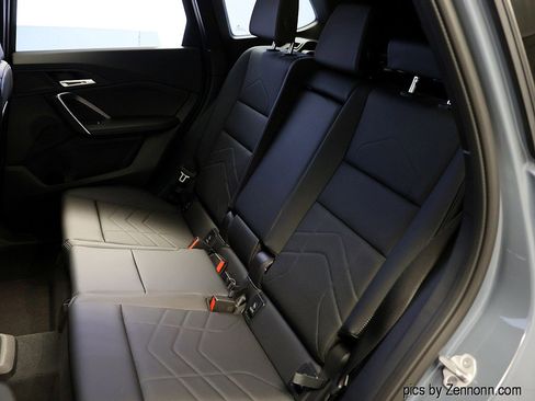 Used 2025 BMW X1 xDrive28i w/ Technology Package image 12