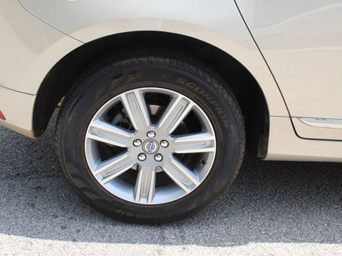 Used 2017 Volvo XC60 T5 Inscription w/ Preferred Option Package FWD image 36
