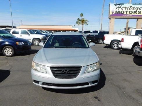 Used 2010 Hyundai Sonata GLS image 2