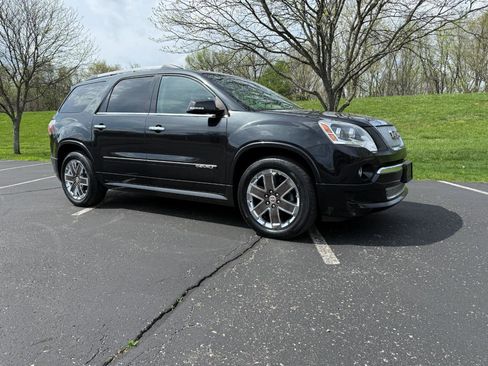 Used 2011 GMC Acadia Denali image 1