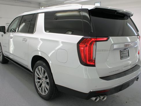Used 2021 GMC Yukon XL Denali w/ Denali Ultimate Package image 6