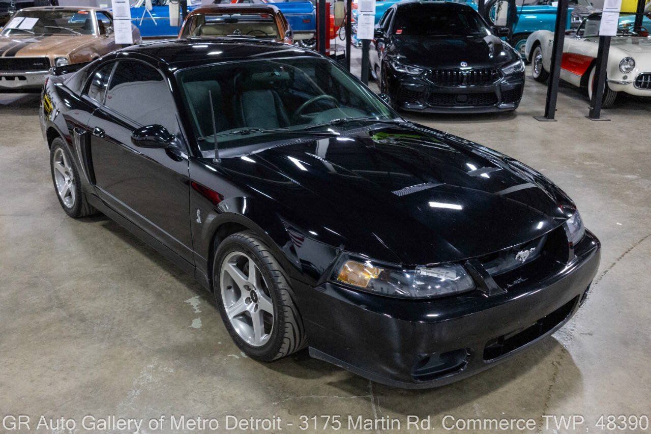 Used 2003 Ford Mustang Cobra RWD image 9