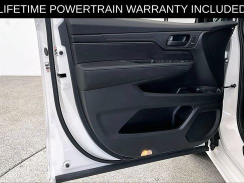 Used 2025 Honda Odyssey Sport-L image 23