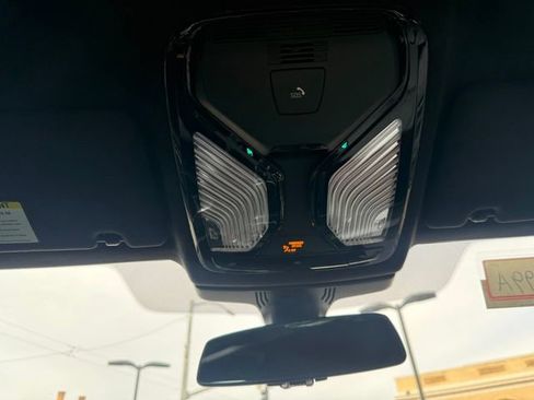 Used 2022 BMW M5 w/ Competition Package image 22