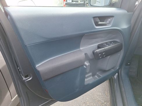 Used 2025 Ford Maverick XL image 9