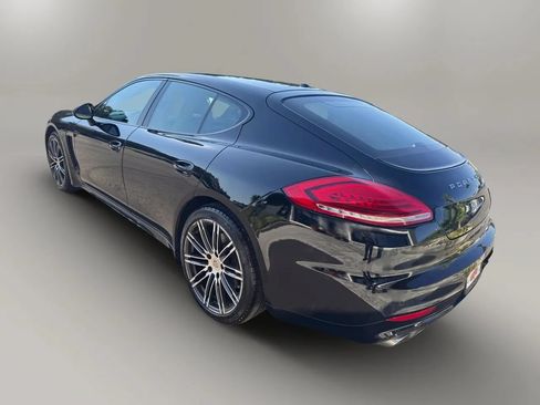 Used 2015 Porsche Panamera 4 AWD/4WD image 3