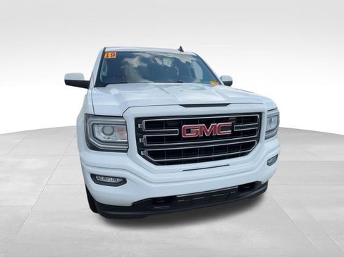 Used 2019 GMC Sierra 1500 Limited w/ Elevation Edition AWD/4WD image 3